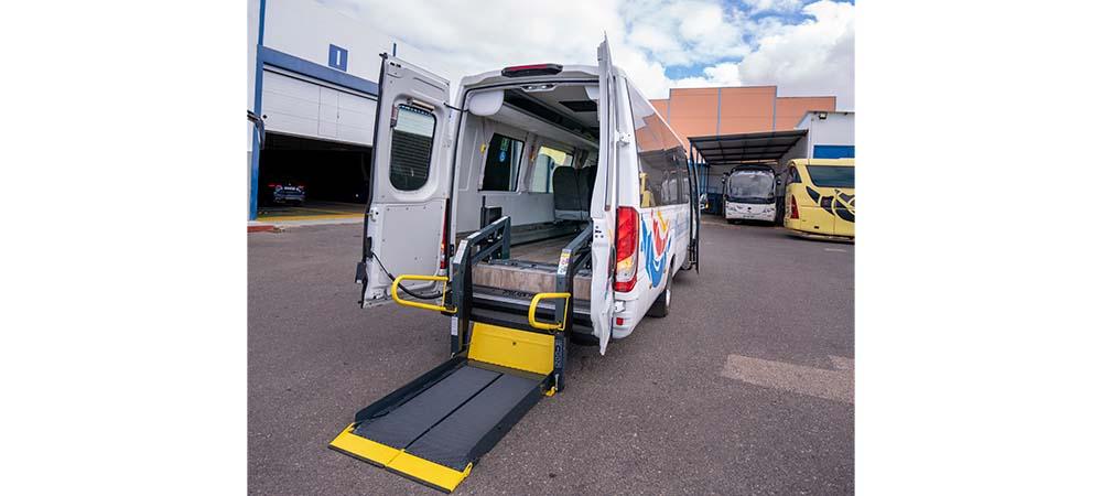 minibus movilidad reducida